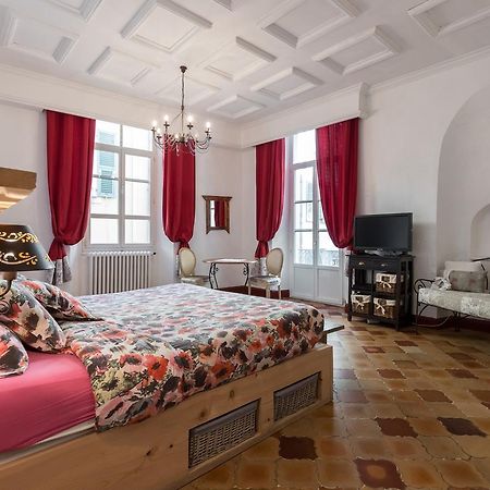 L'Oustaria 3 Bedrooms Apartment, Old Town Nizza Kültér fotó